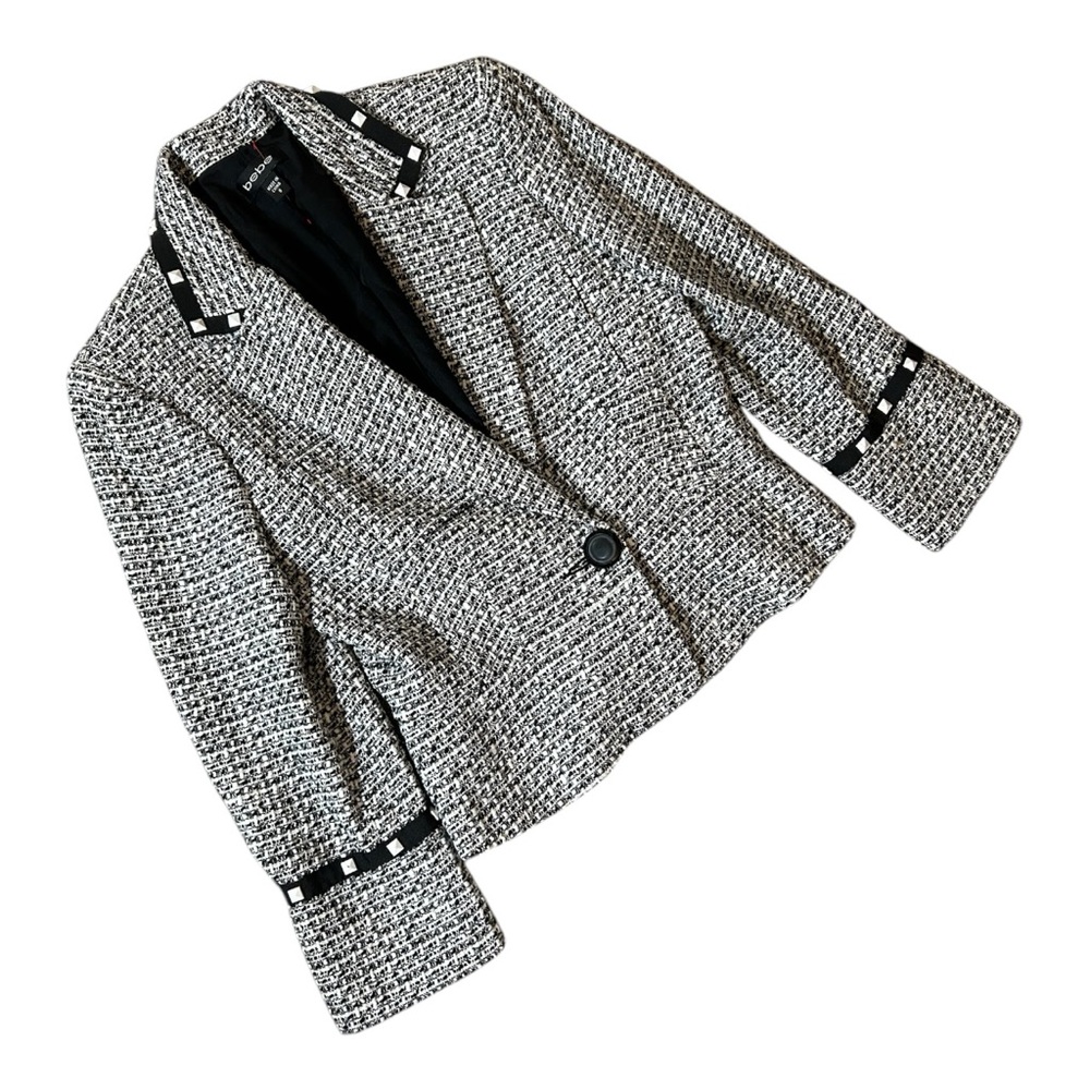 Chic Black and White Women's Jacket